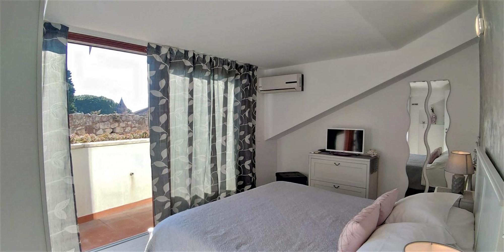 La Petite Maison